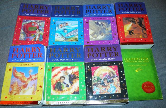 Harry Potter, Special Magic Edition Set, Paperback, 1-7. Plus Quiddich Book. Harry Potter and the Philosopher's Stone 2. Chamber of Secrets Prisoner of Azkaban the Goblet of Fire the Order of the Phoenix the Half-blood Prince the Deathly Hallows