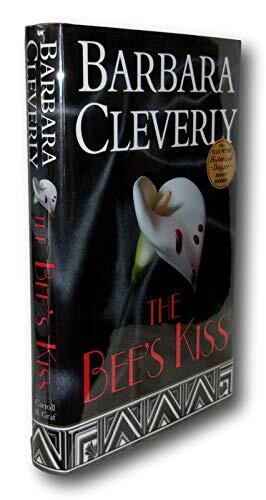 Rare -Barbara Cleverly THE BEE'S KISS First Edition Historical Mystery---FREE SHIPPING [Hardcover] Barbara Cleverly