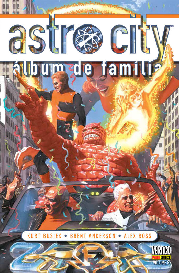 Astro City, Vol. 3: Álbum de Família