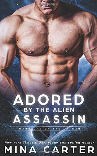 Adored by the Alien Assassin