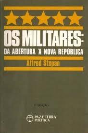Os militares da abertura à nova República