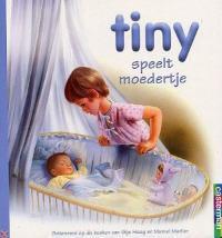 Tiny speelt moedertje