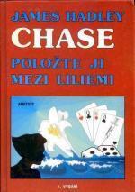 Položte ji mezi liliemi