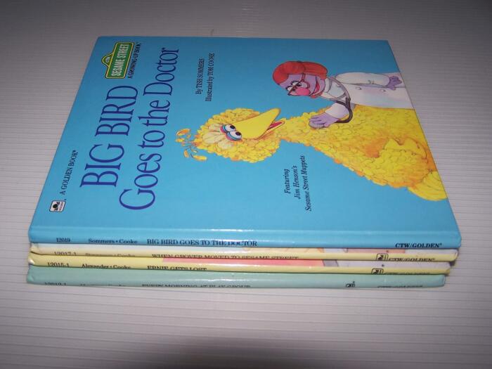 Sesame Street a Growing up Book Set of 3