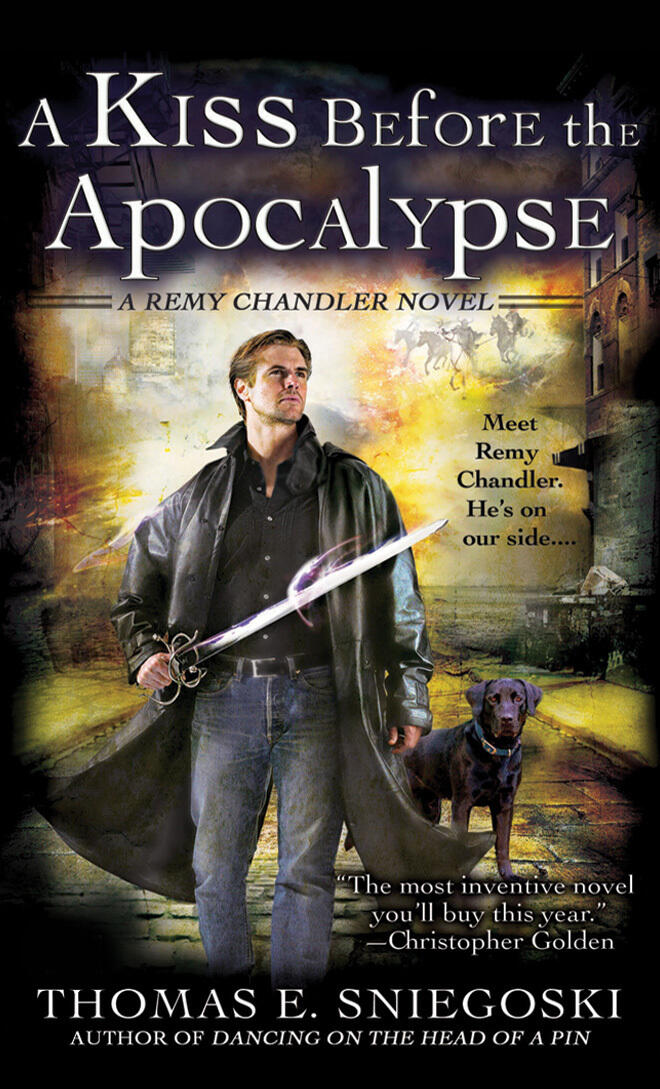 A Kiss Before the Apocalypse: A Remy Chandler Novel