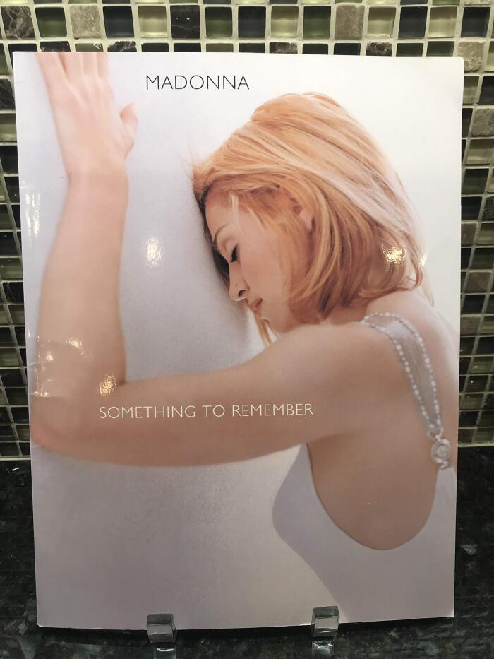 Madonna -- Something to Remember: Piano/Vocal/Chords