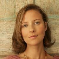 Elly MacKay