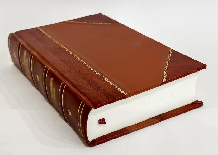 Shakespearean Tragedy: Lectures on Hamlet, Othello, King Lear, Macbeth (1904) [Leather Bound]