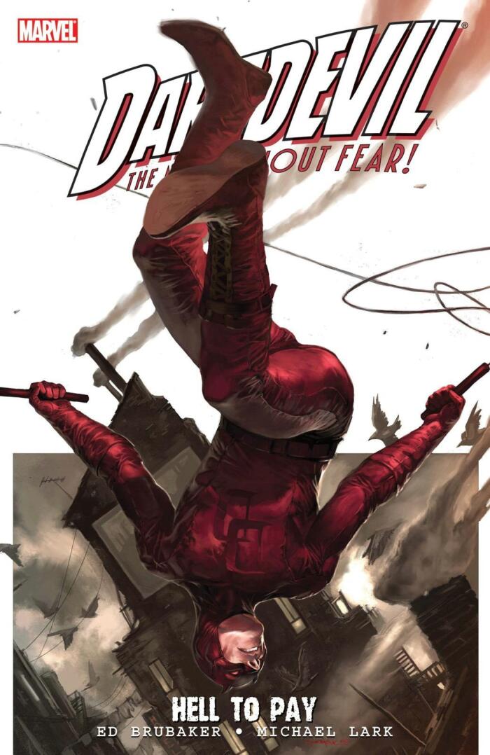 Daredevil: Hell To Pay, Vol. 1 (Daredevil: The Man Without Fear) by Michael Lark (Artist), Lee Weeks (Artist), Ed Brubaker (10-Oct-2007) Paperback