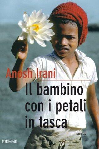 Il bambino con i petali in tasca