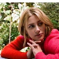 Lili Reinhart