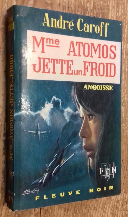 Mme Atomos jette un froid