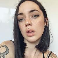 Elle Nash