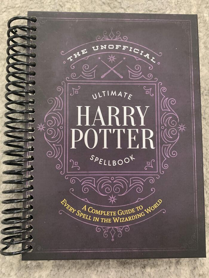 The Unofficial Ultimate Harry Potter Spellbook: A complete reference guide to every spell in the wizarding world (The Unofficial Harry Potter Reference Library) [Spiral-bound] Media Lab Books