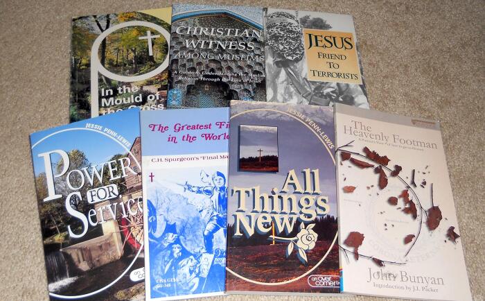 7 Mass Markets: All Things New, Greatest Fight in the World, Power for Service, Christian Witness Among Muslims, Heavenly Footman, In the Mould of the Cross AND Jesus Friend to Terrorists