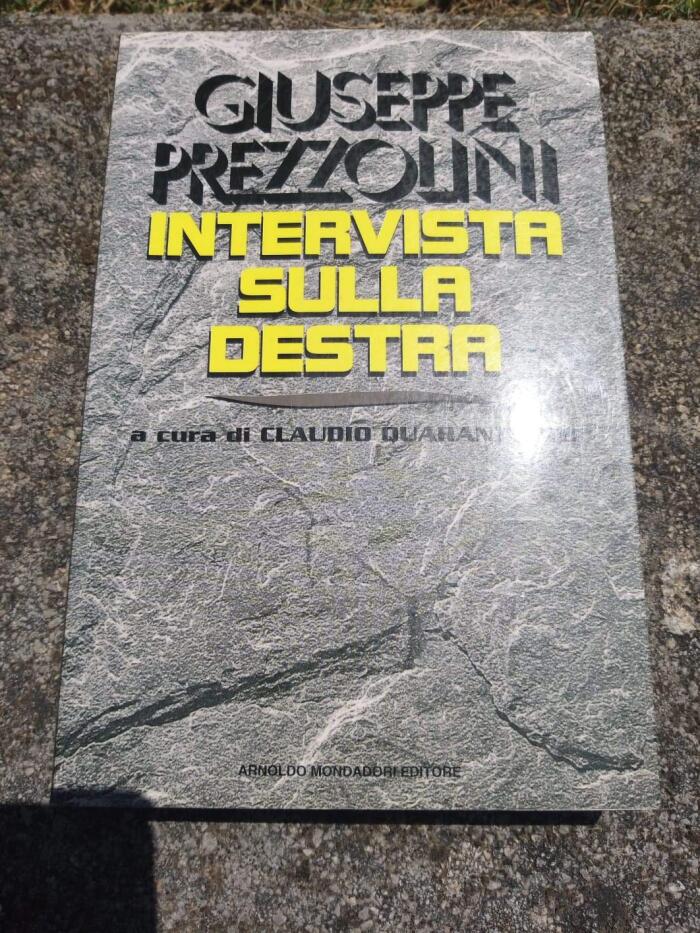 Intervista sulla destra (Frecce)