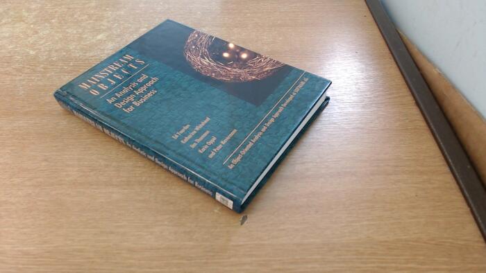 Mainstream Objects: An Analysis and Design Approach for Business