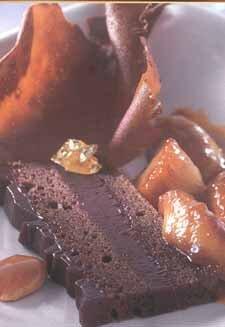 L'Eveil des Sens: toute la sensualite du gout patisseries et desserts cuisines pur beurre de cacao / All the Pleasures of Flavour Pastries and Desserts Made with Pure Cocoa Butter / Toda la sensualidad del sabor reposteria y postres elaborados con mant...