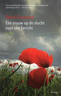 Een vrouw op de vlucht voor een bericht