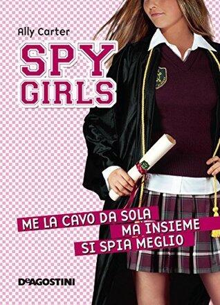 Me la cavo da sola ma insieme si spia meglio