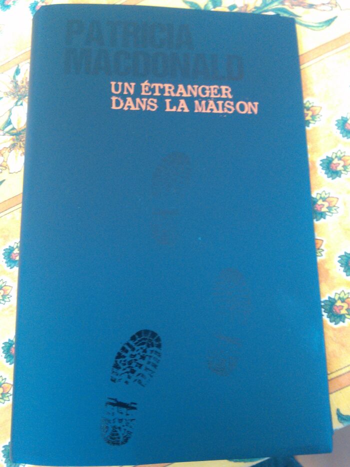 Un étranger dans la maison