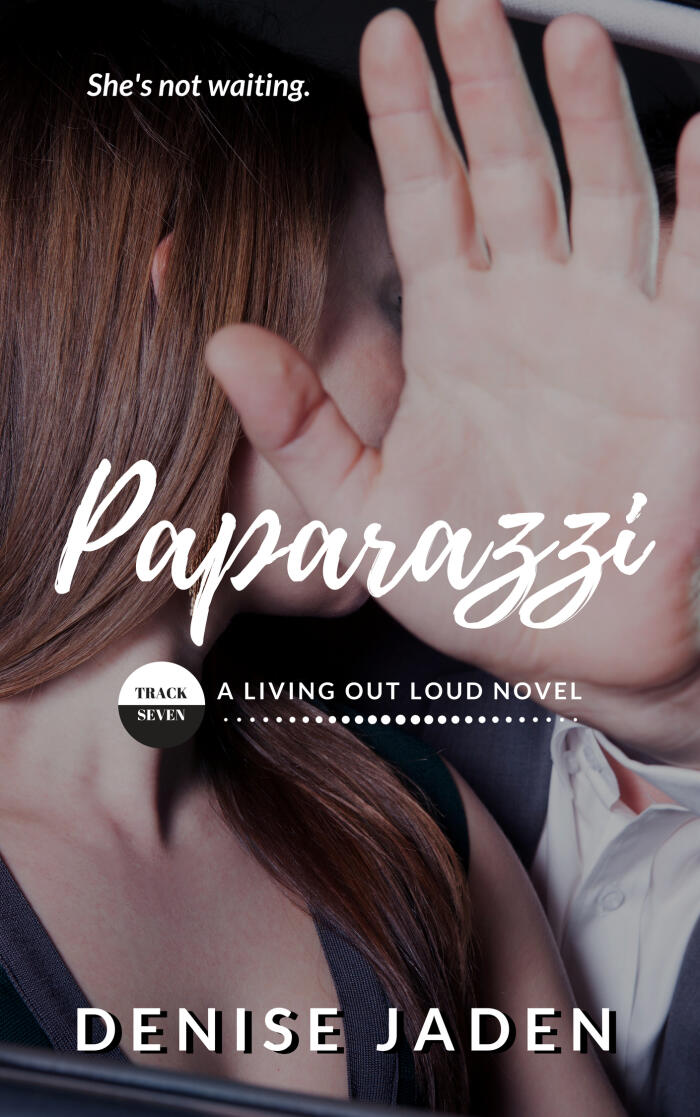 Paparazzi: Book Seven: A Living Out Loud Novel