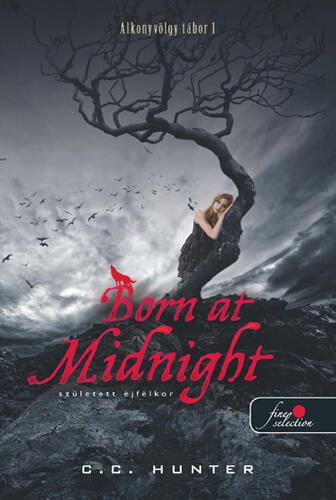 Born At Midnight - Született éjfélkor