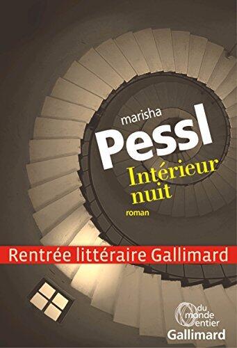 Intérieur nuit