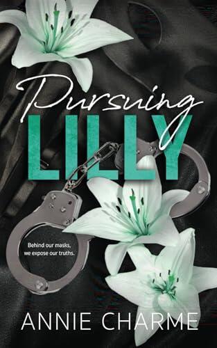 Pursuing Lilly: Special Edition Cover - A Curvy Girl Age Gap Romance