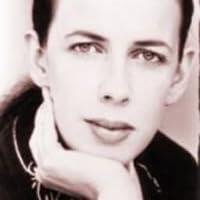 Angela Barrett