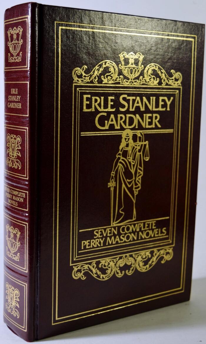 Seven Complete Perry Mason Novels - The Case Of: The Foot-Loose Doll / The Glamorous Ghost / The Long-Legged Models / The Lucky Loser, The Screaming Woman / The Terrified Typist / The Waylaid Wolf