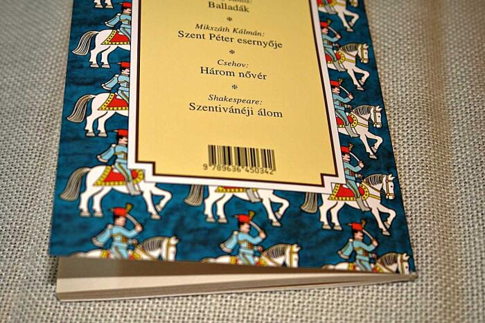 Petofi Sándor: János Vitéz (1845) John the Valiant / Hungarian Language Hungarian Classic Literature / Talentum Diakkonyvtar Series