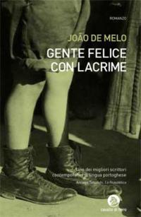 Gente felice con lacrime