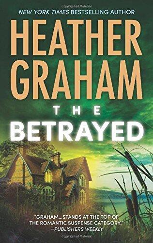 The Betrayed (Krewe of Hunters) by Heather Graham (30-Sep-2014) Mass Market Paperback